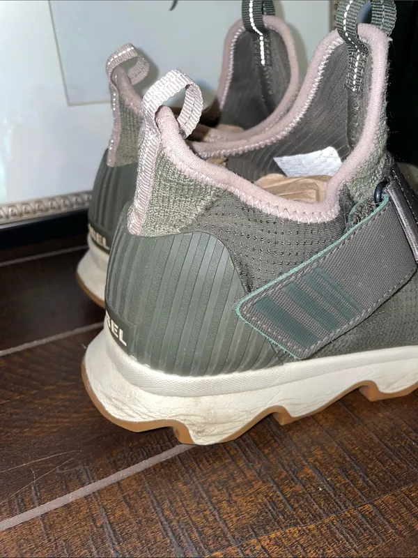 Sorel Kinetic Slip-On Athletic Sneakers Size 9.5 Alpine Tundra Hiking Shoes - Image 2