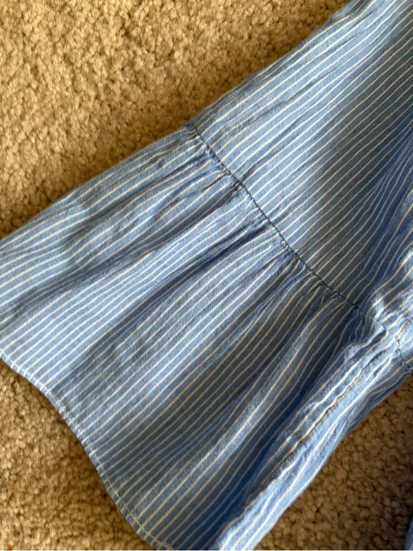 Lilly Pulitzer preppy summer blue pinstripes bell sleeve off the shoulder top xs - Image 9