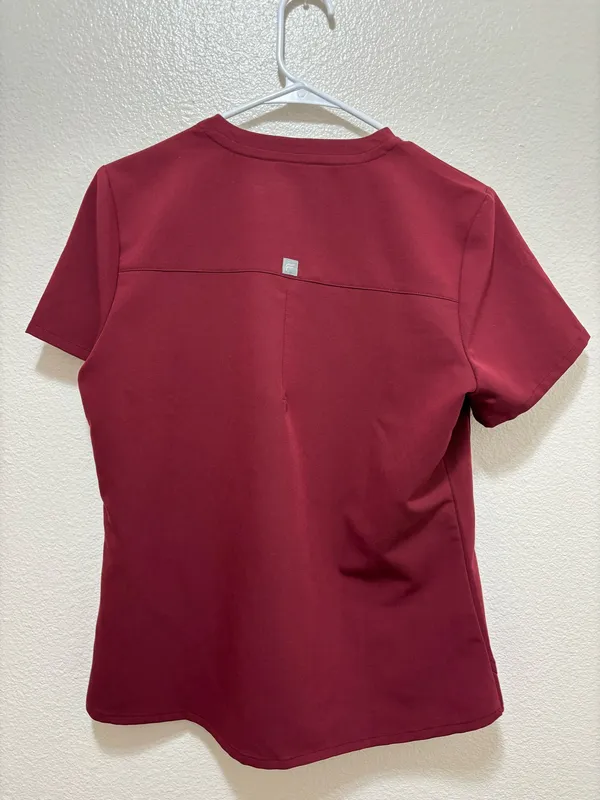 Fabletics Scrubs Set - Image 3