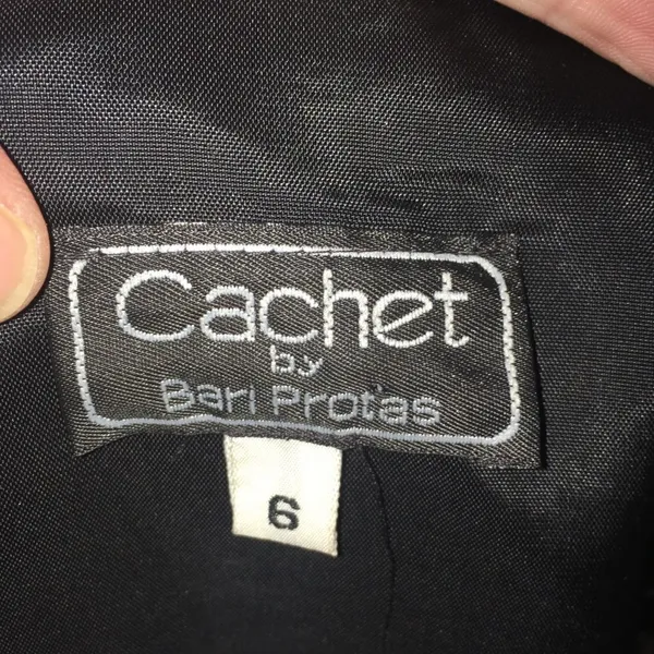 Cachet by Bari Protas black with cream embroidered floral blazer - Image 4