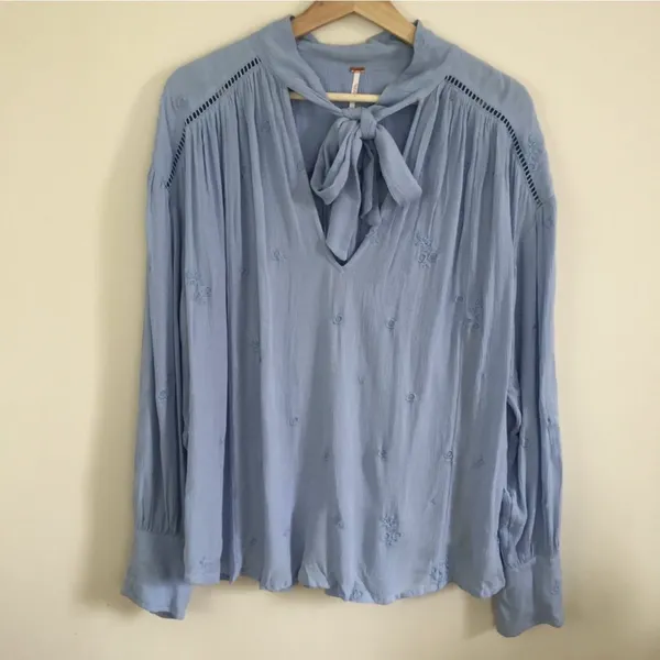 Free People Light Baby Blue Wishful Moments Tie Neck Tunic Top NEW - Image 2