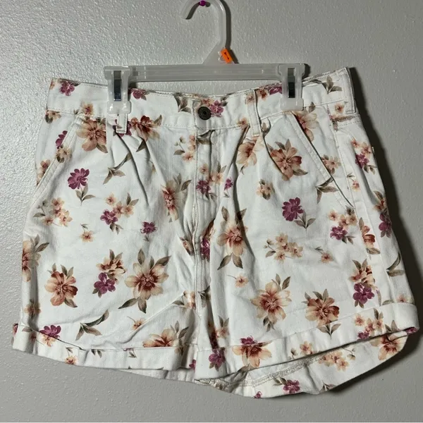 American Eagle‎ White Denim Floral Print Women's Casual Mom Shorts size 8 - Image 2