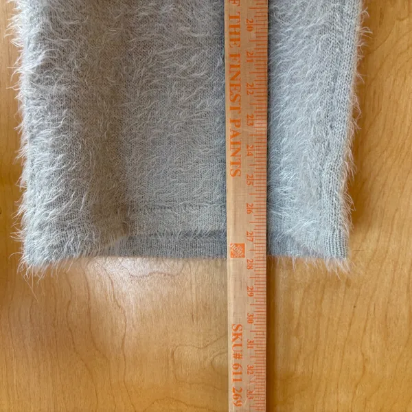 Akira Chicago Red Label Skirt Womens Small Grey Eyelash Knit Fuzzy Midi 18S1268 - Image 6