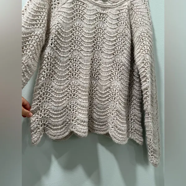 American Eagle Outfitters Cream Knit Sweater - Image 5