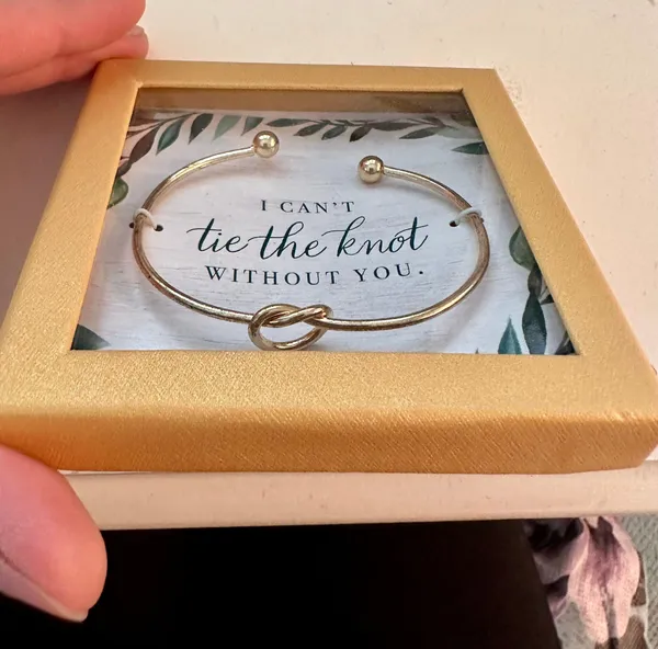 Wedding Gift Bracelet : "I can't tie the knot without you." - Brand new! ✨ - Image 3