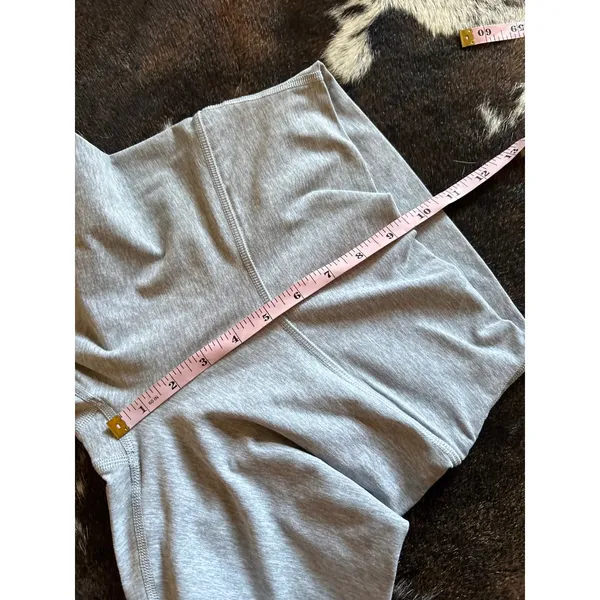 ALO Alosoft High-Waist 7/8 Highlight Legging In Athletic Heather‎ Grey Size XXS - Image 7