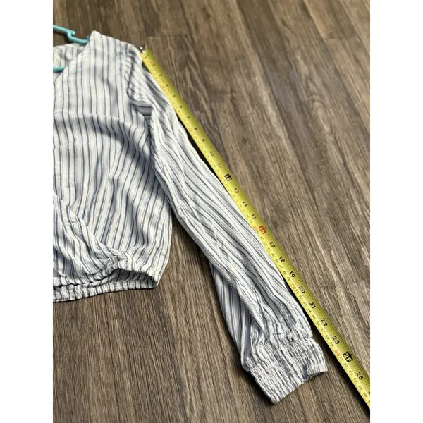 Hollister Coastal Striped Stripe Long Sleeve‎ Cross Over Crop Top Women's Size S - Image 10