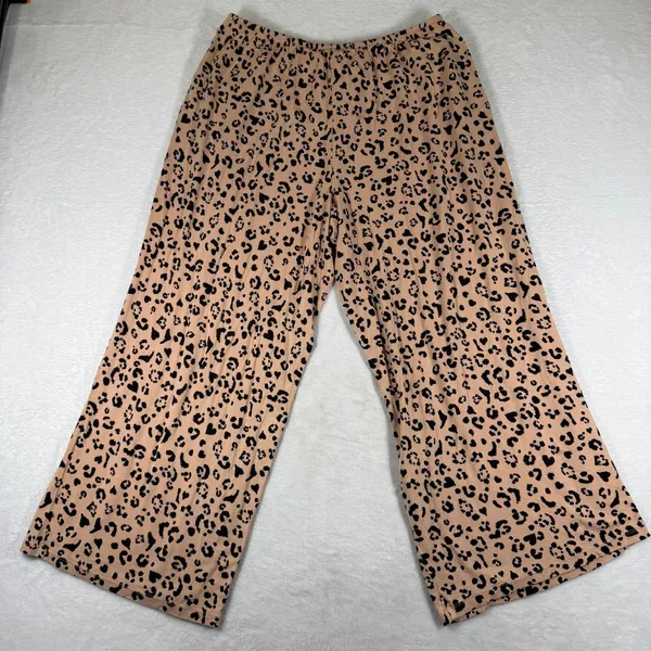 Victoria's Secret Heavenly by Womens Leopard Heart Print Pajama Top Tan Large‎ - Image 12