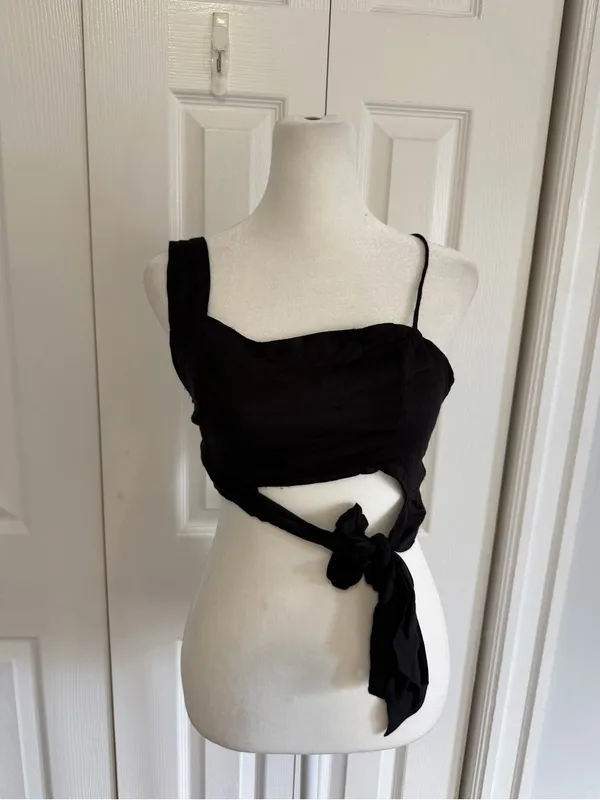 Free People Mila Tie Crop Top Black Size Medium NWT - Image 2