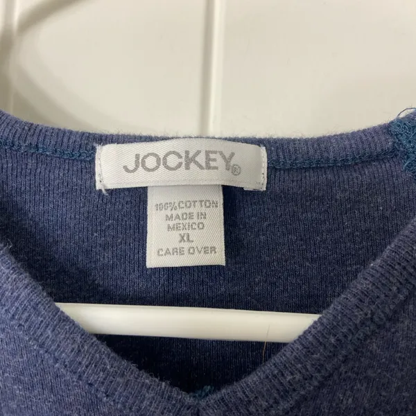 EUC Jockey women’s dark blue‎ v-neck 100% cotton long sleeve active shirt XL - Image 2