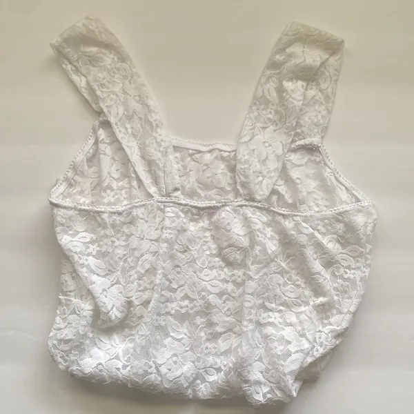 Ruby Ribbon white lace square neck cami tank, size medium - Image 7