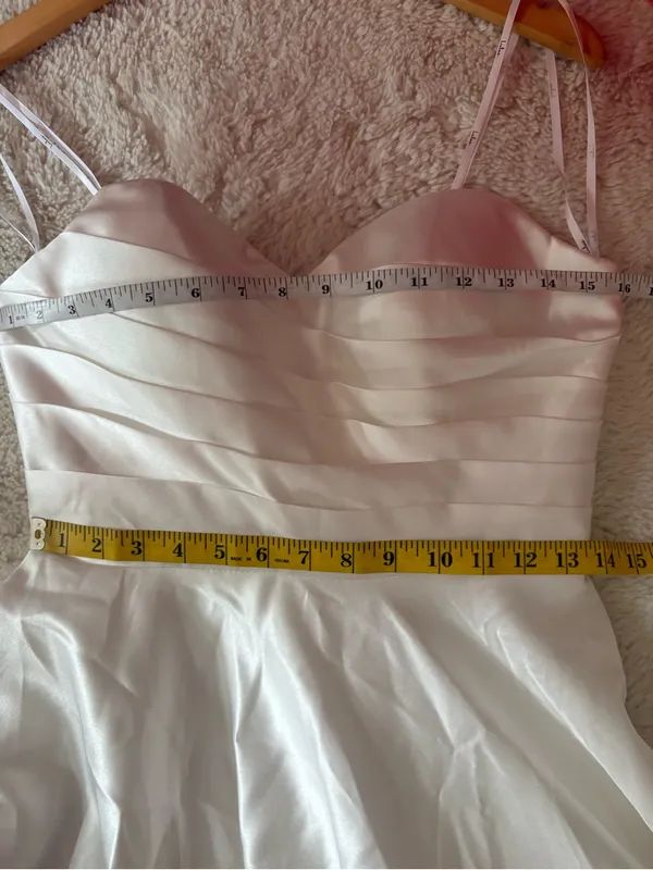 Lulus Khalida White Satin Pleated Strapless Gown Size Medium Bridal Wedding - Image 7