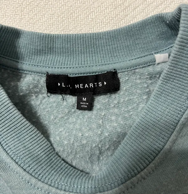 LA Hearts Cropped Crewneck - Image 3