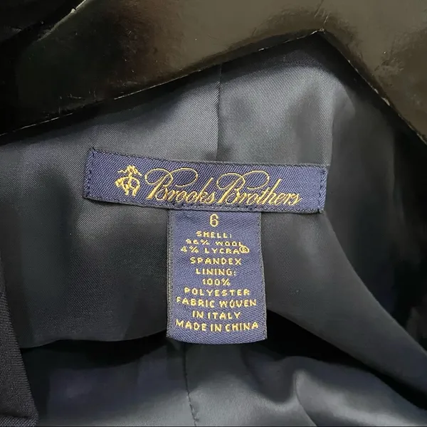 Brooks Brothers Navy Wool Blend 3- Button Women’s Blazer Size 6 - Image 10