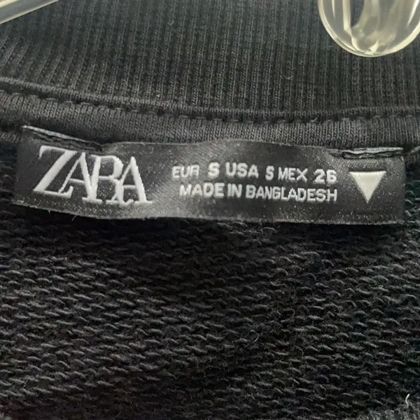 Zara black crop top. 
7 - Image 5