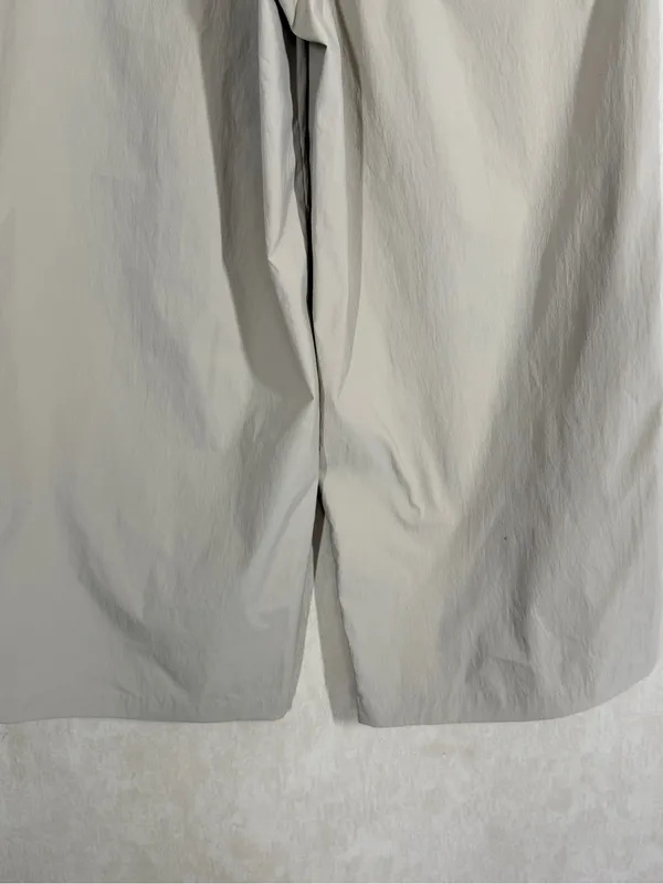 Athleta Women’s Midday Mid Rise Crop Poplin Pants Lightweight UPF 40+ in Ecru S - Image 7