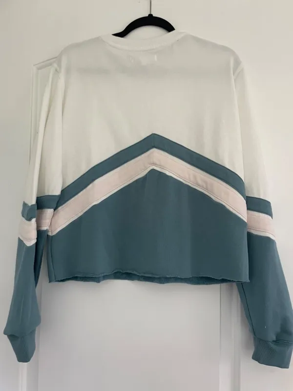 New Spiritual Gangster Varsity Cropped Cream Chevron Sweatshirt Size L - Image 5