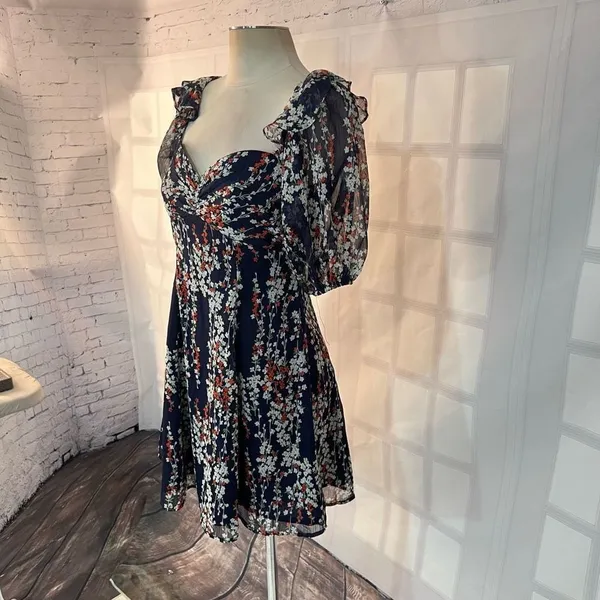 Selfie Leslie Here comes the sun cherub puff sleeve sweetheart neckline blue floral dress size - Image 5