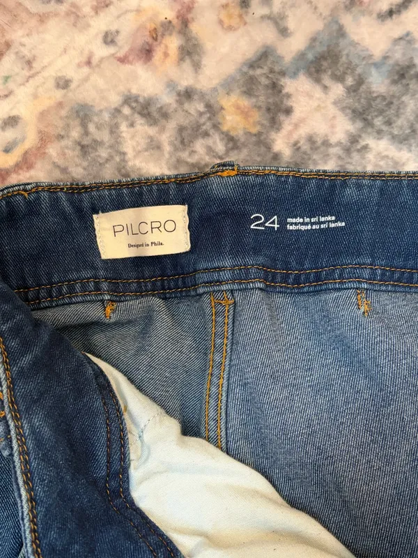 Pilcro Jeans Anthropologie - Image 3