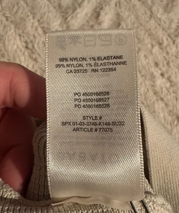 Aritzia Babaton Sculpt Knit Criss Cross Cropped Tank - Image 8