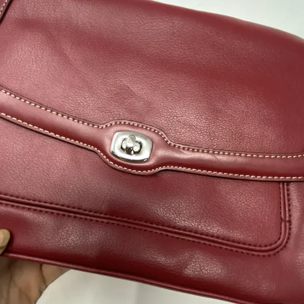 Liz Claiborne Women's Red Leather Purse Shoulder Bag - Image 5