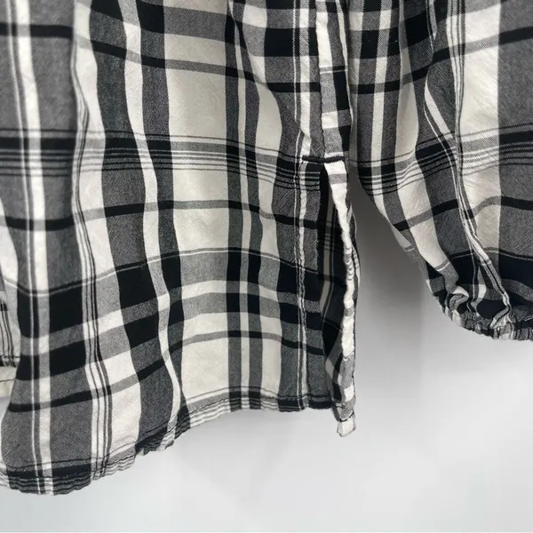 LOFT ANN TAYLOR Top Peplum Plaid Blouson Henley B&W Business Casual Size Small - Image 8