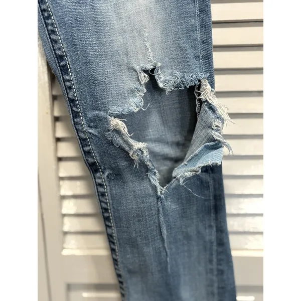 Miss‎ Me Boyfriend Capri Heavy Distress Jeans Embroidered/Gems Logo 25 Low Rise - Image 4