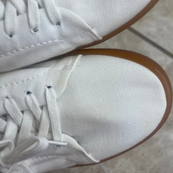 Jenni Kayne White Canvas Platform Sneakers Gum Sole Made in Portugal Size 38/8 - Image 10
