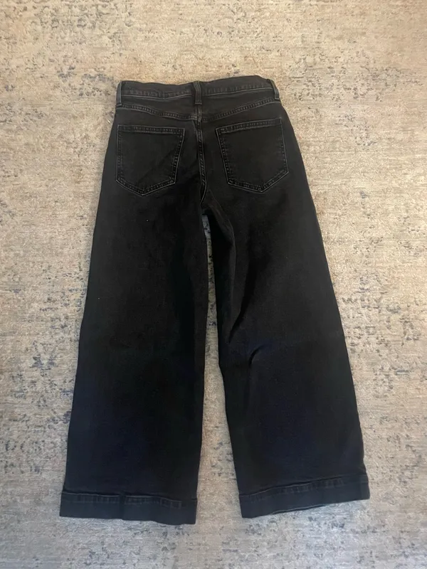 Gap Black Jeans  - Image 2