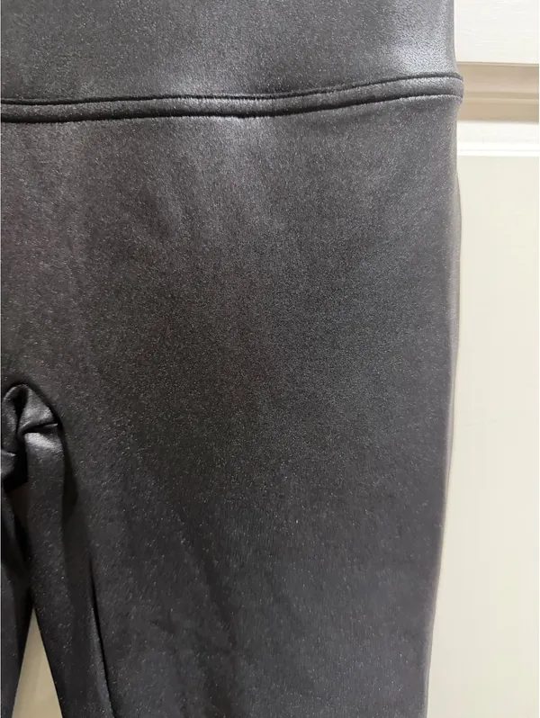 Spanx Faux Leather Leggings Size Large Black - Image 2