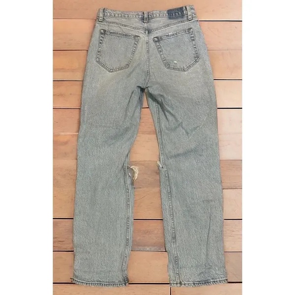 Abercrombie The Dad High Rise Distressed Light Wash Jeans Women 27/4 EUC - Image 2