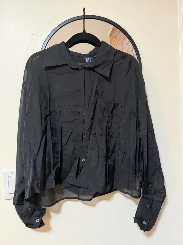 Gap Shirt - Image 3
