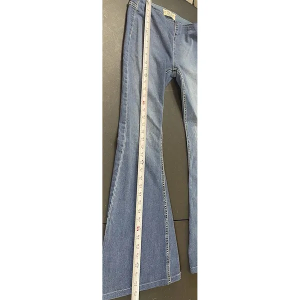We The Free Free People Flare Jeans 26 Blue Stretch Bell Bottom Boho Indie Retro - Image 11