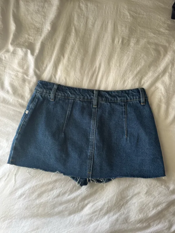 Edikted Clementine Low Rise Denim Micro Skort  - Image 5