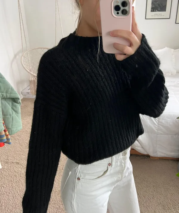 Old Navy Sweater - Image 2