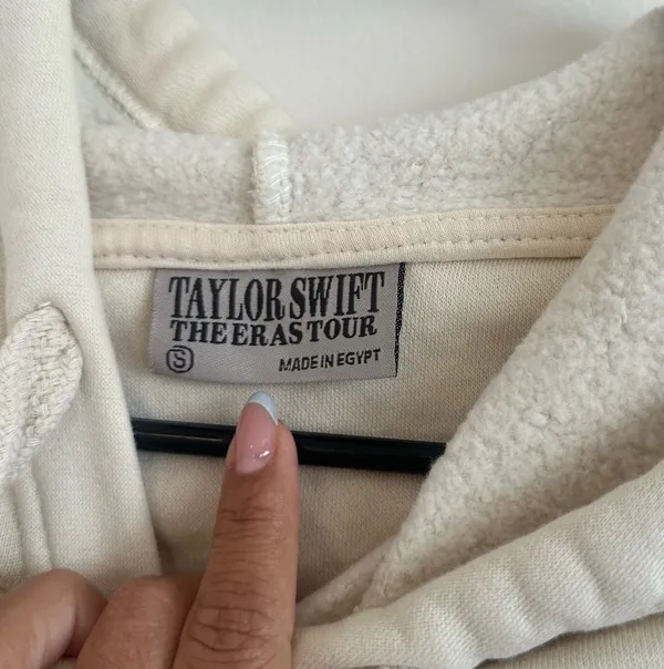 Taylor Swift Eras Tour Official Beige Hoodie Size S - Image 4