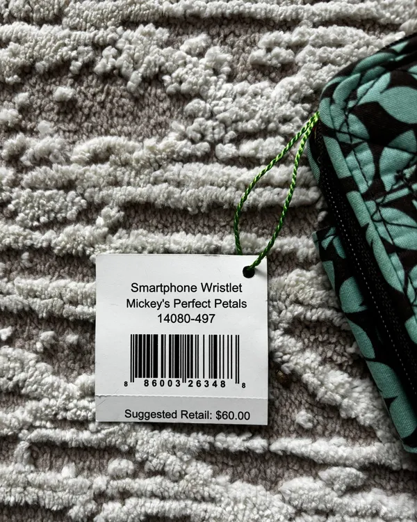 Vera Bradley Wrislet - Image 2