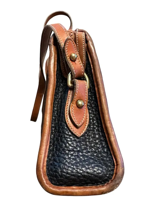 Dooney & Bourke Vntg Black Camel Pebbled Leather Crossbody Bag Brass Hardware - Image 5