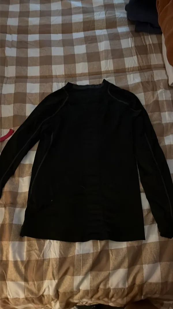 Nike Dri-Fit Long Sleeve Shirt - Image 2