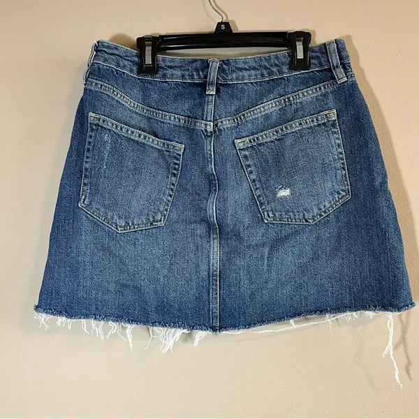 ✨ Free People We the Free Women’s Denim Button Fly Mini Skirt Raw Hem 29 - Image 5