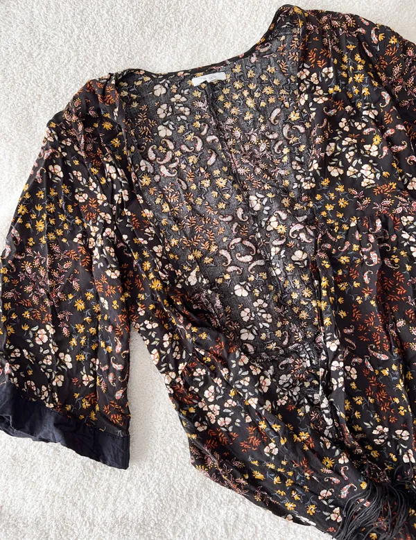 Maurice's Black Floral & Black Fringe Short Sleeve Kimono - Image 5