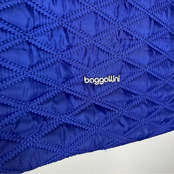 Baggallini quilted tote bag royal blue 20” x‎ 12” x 5.75” - Image 3