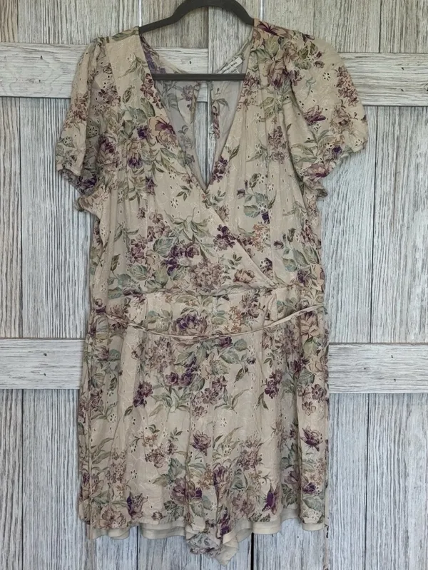 American Eagle Floral Romper Beautiful Print XXL - Image 7