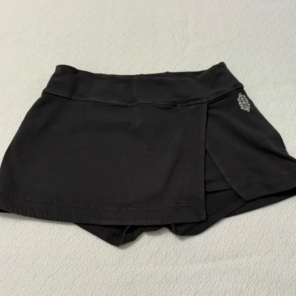 Free People Skort! - Image 3