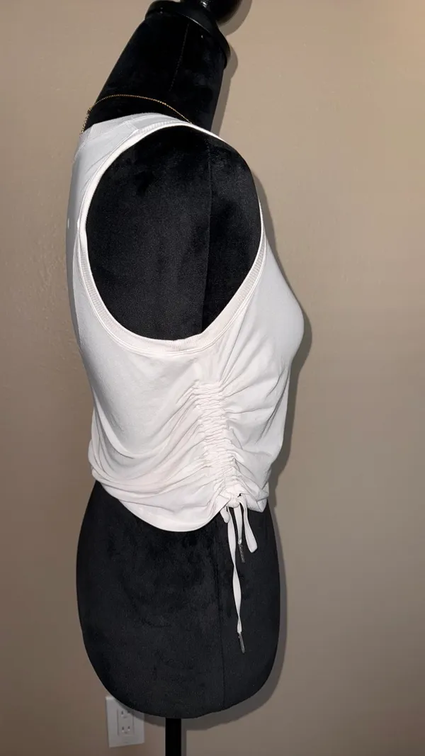 Lululemon - Image 4