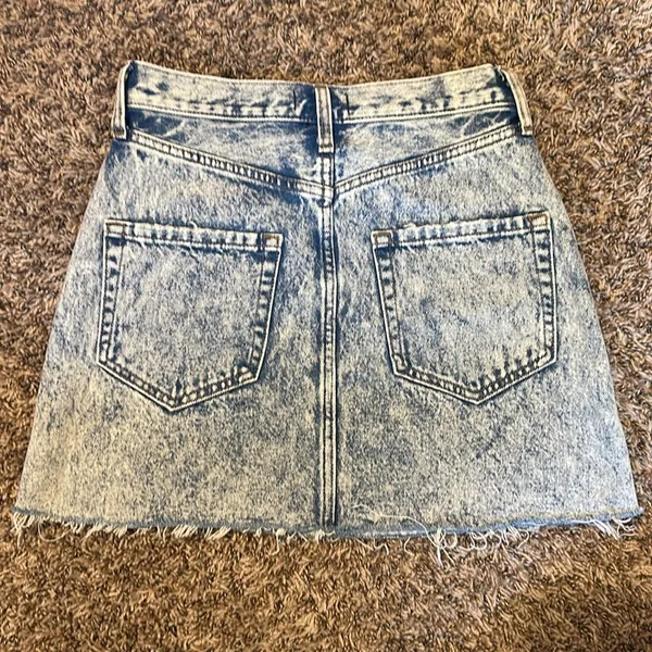 Abercrombie & Fitch Natural Rise Skirt Denim 25 - Image 3