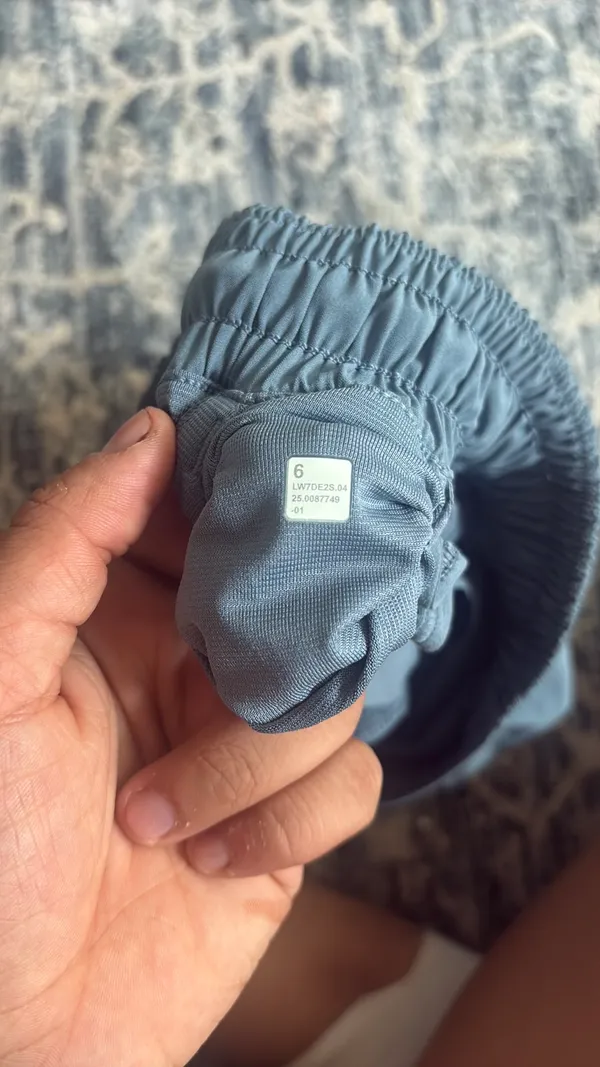 Blue Lululemon Hotty Hot 2.5" Shorts - Image 3