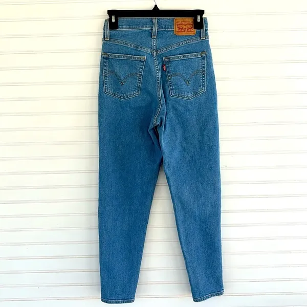 Levi’s High waisted Taper‎ jeans Size 25 - Image 7