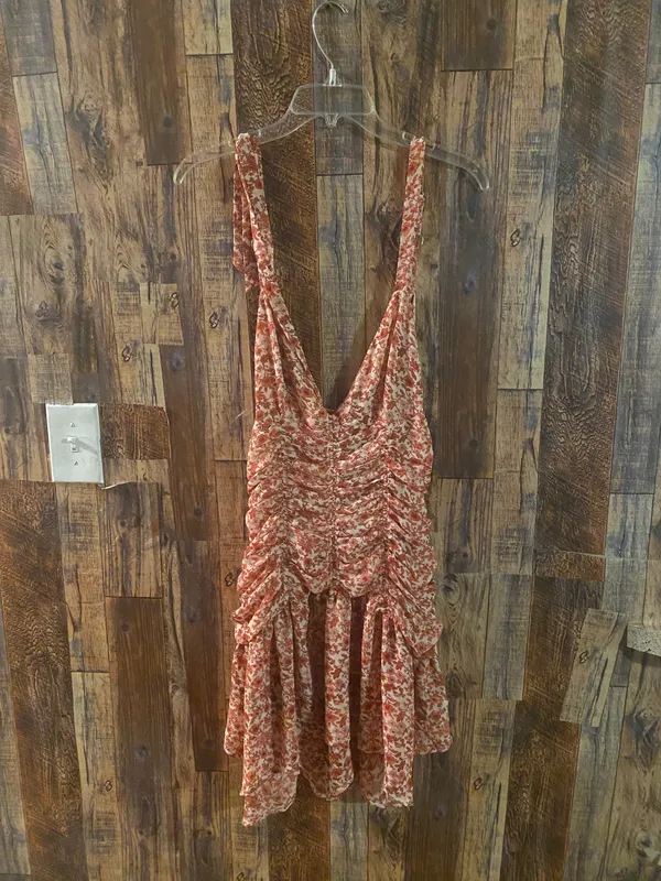 Forever 21 NWT Chiffon Floral Print Handkerchief Mini Dress size large - Image 2