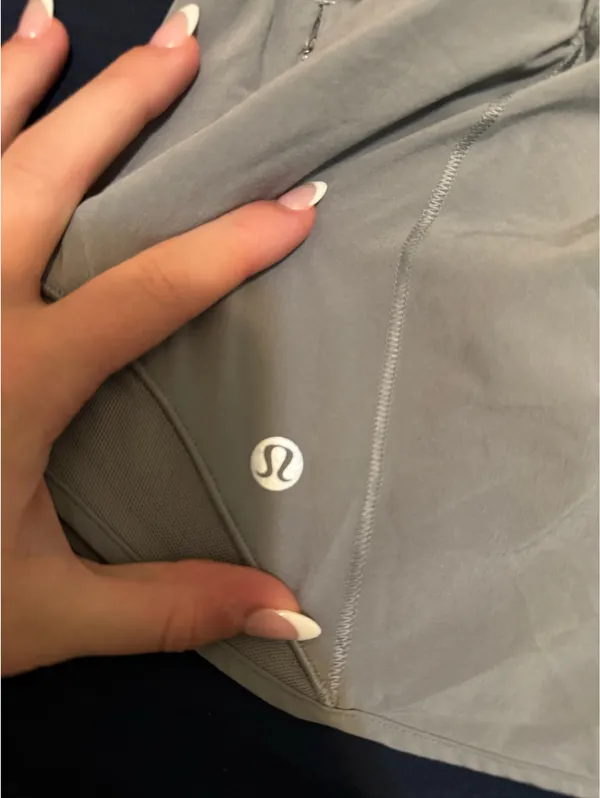 Lululemon Grey Low-Rise Hotty Hot Shorts - Image 7